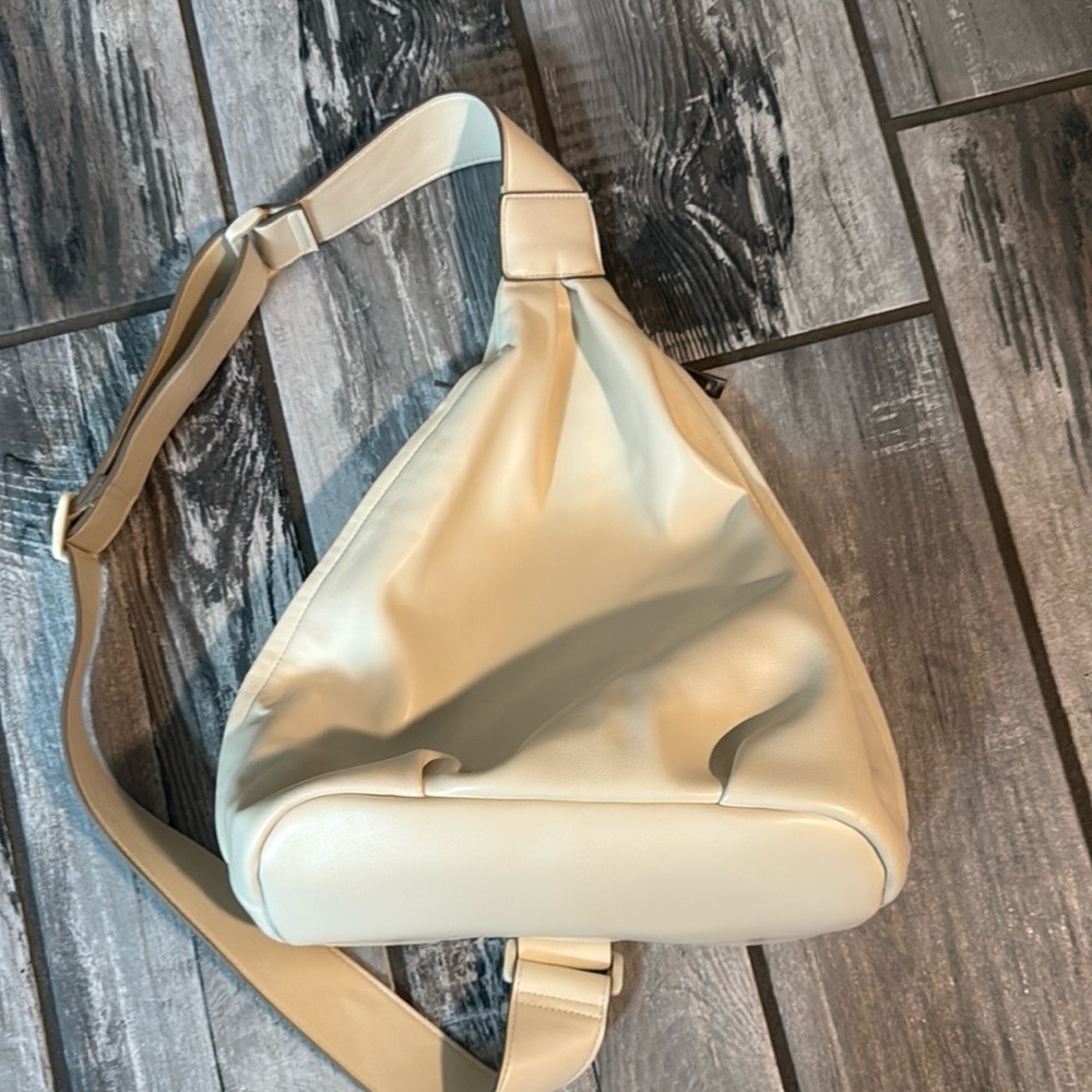 Cross body purse